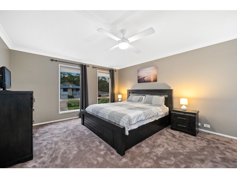 16 Johnson Parade, Ormeau Hills QLD 4208