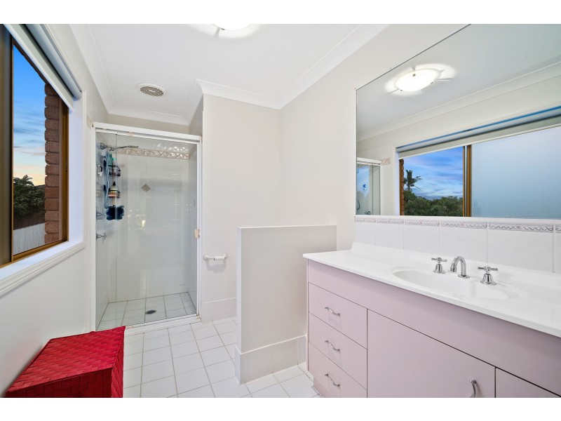 16 Johnson Parade, Ormeau Hills QLD 4208