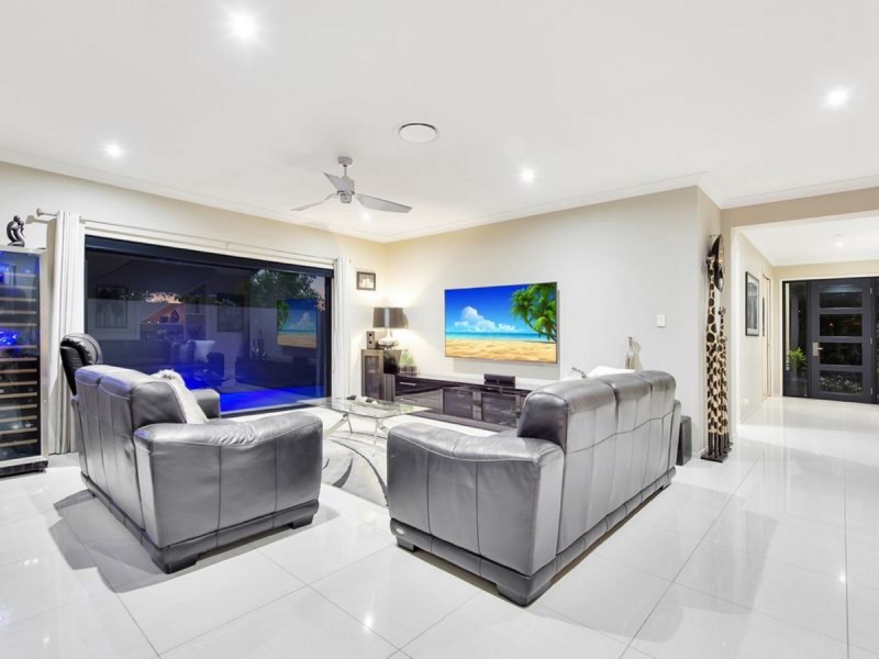 11 Terania Avenue, Ormeau Hills QLD 4208