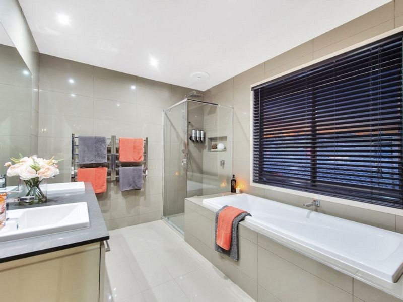 11 Terania Avenue, Ormeau Hills QLD 4208