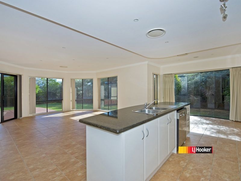 12 Stromlo Crt, Pacific Pines QLD 4211