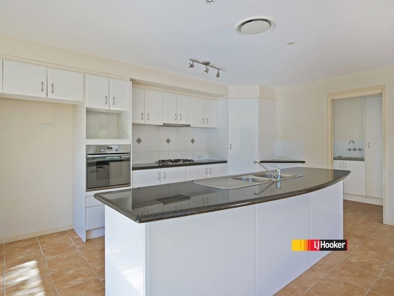 12 Stromlo Crt, Pacific Pines QLD 4211