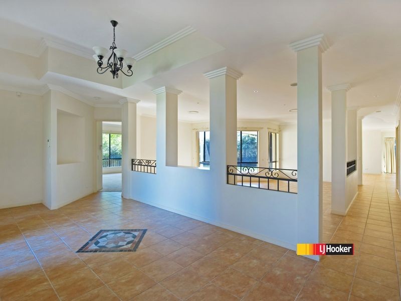 12 Stromlo Crt, Pacific Pines QLD 4211