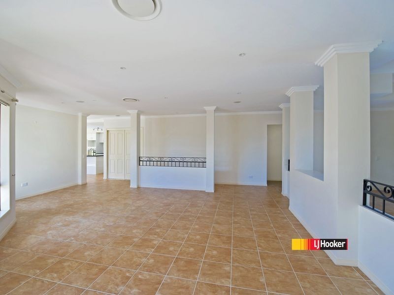 12 Stromlo Crt, Pacific Pines QLD 4211