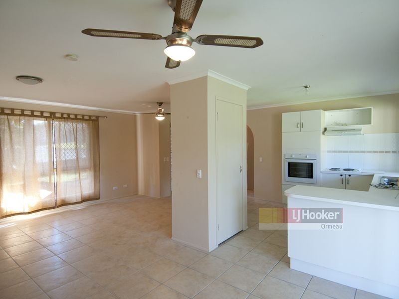 25 Studio Drive, Oxenford QLD 4210