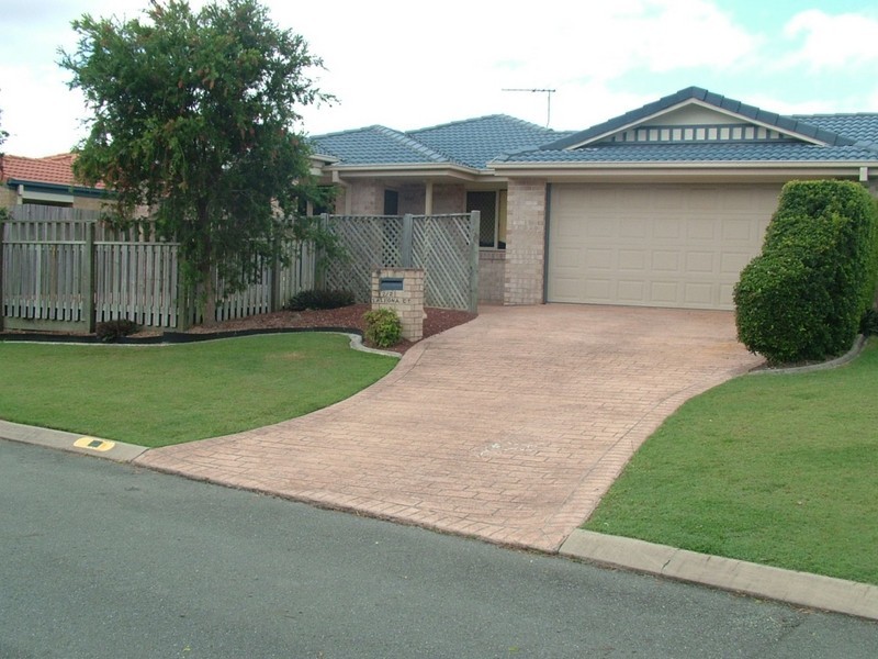 2/2 Saligna Ct, Ormeau QLD 4208