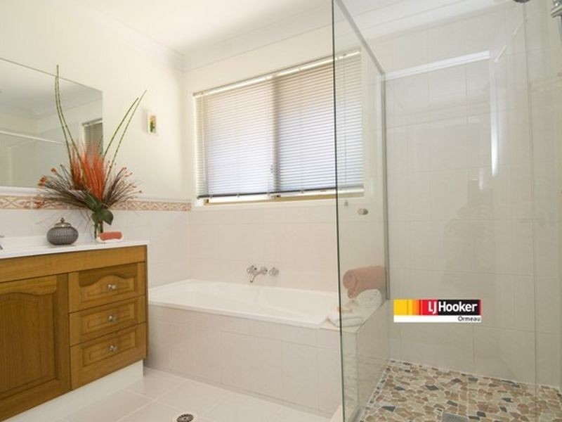5 Carinya Crt, Pimpama QLD 4209