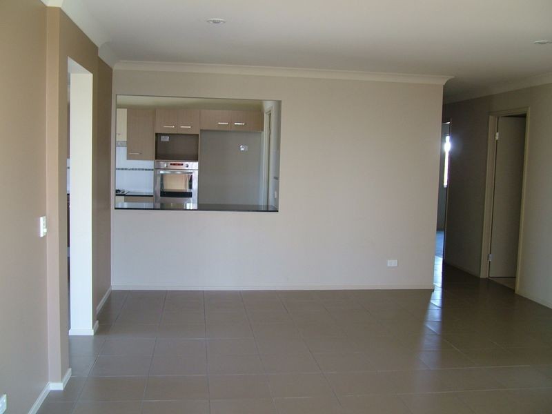 27 Rockwood Drive, Ormeau QLD 4208