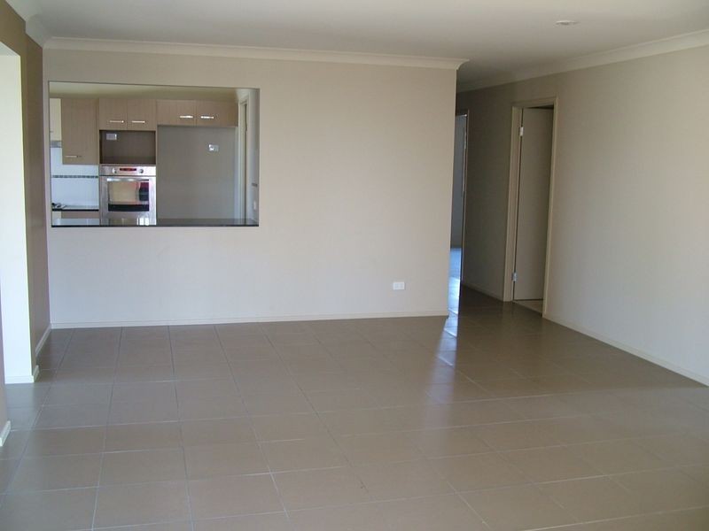 27 Rockwood Drive, Ormeau QLD 4208