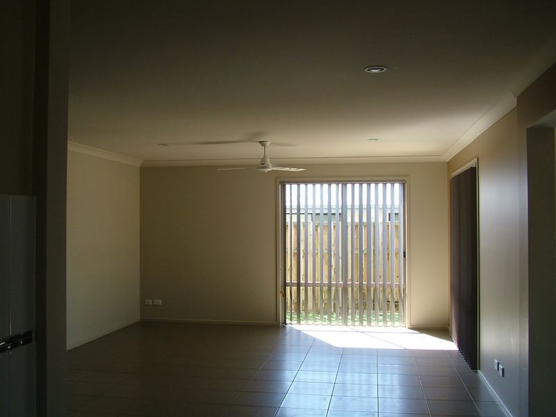 27 Rockwood Drive, Ormeau QLD 4208