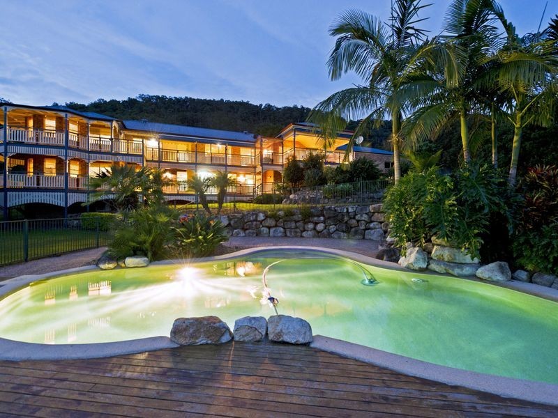 Wongawallan QLD 4210