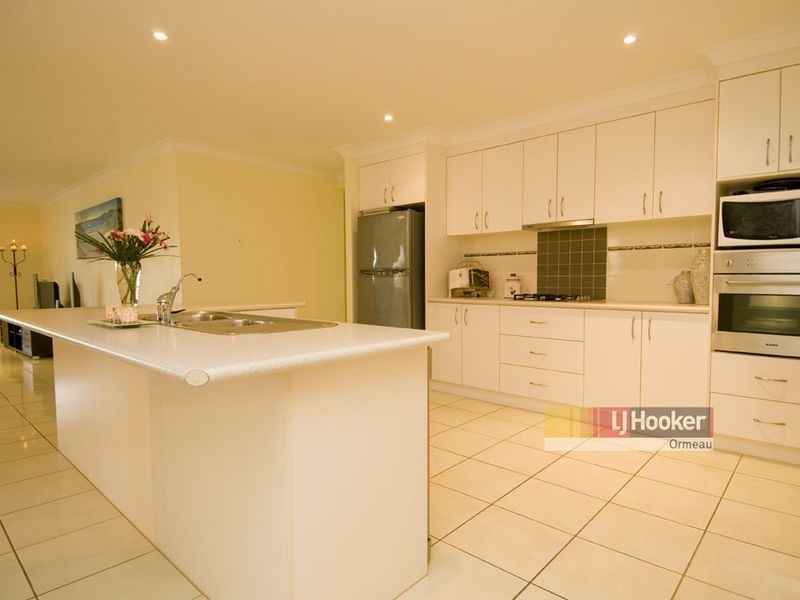 17 Lilyvale Cr, Ormeau QLD 4208