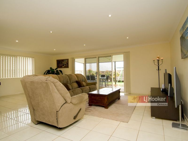 17 Lilyvale Cr, Ormeau QLD 4208