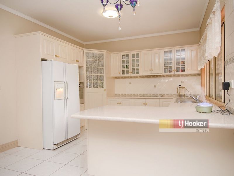 33 Sears Rd, Yatala QLD 4207