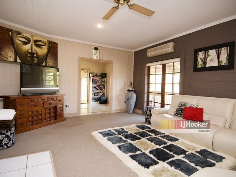 33 Sears Rd, Yatala QLD 4207