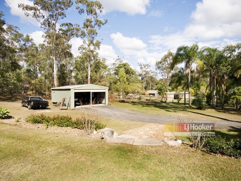 33 Sears Rd, Yatala QLD 4207