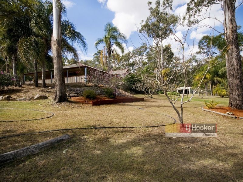 33 Sears Rd, Yatala QLD 4207