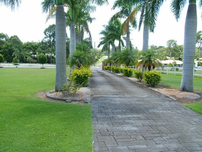 74 Peachey Rd, Ormeau QLD 4208