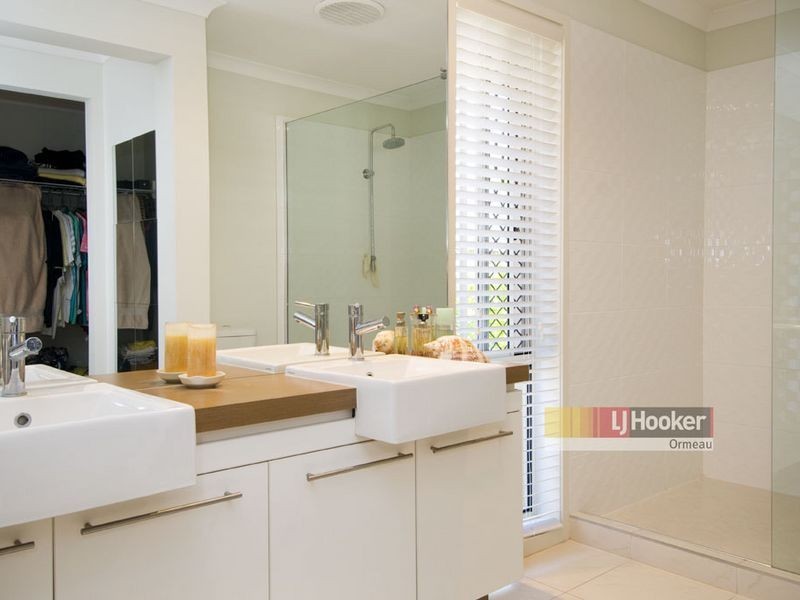 26 Strathburn Cres, Ormeau QLD 4208