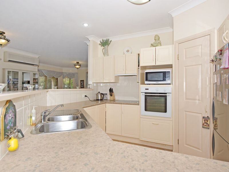 22 Kristy Crt, Yatala QLD 4207