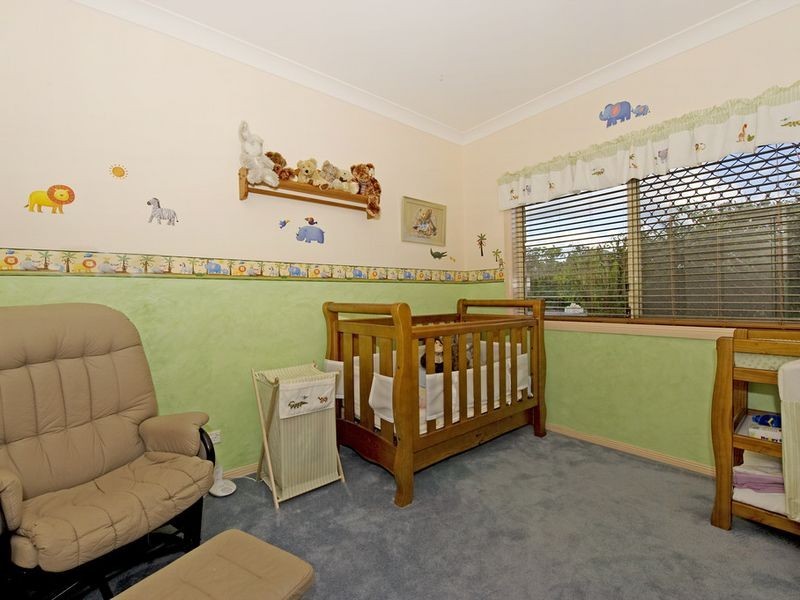 22 Kristy Crt, Yatala QLD 4207