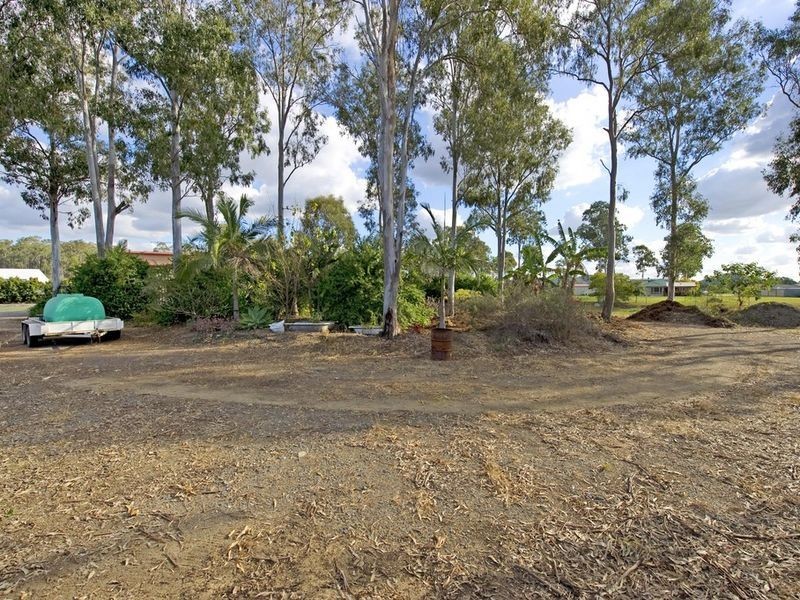 22 Kristy Crt, Yatala QLD 4207