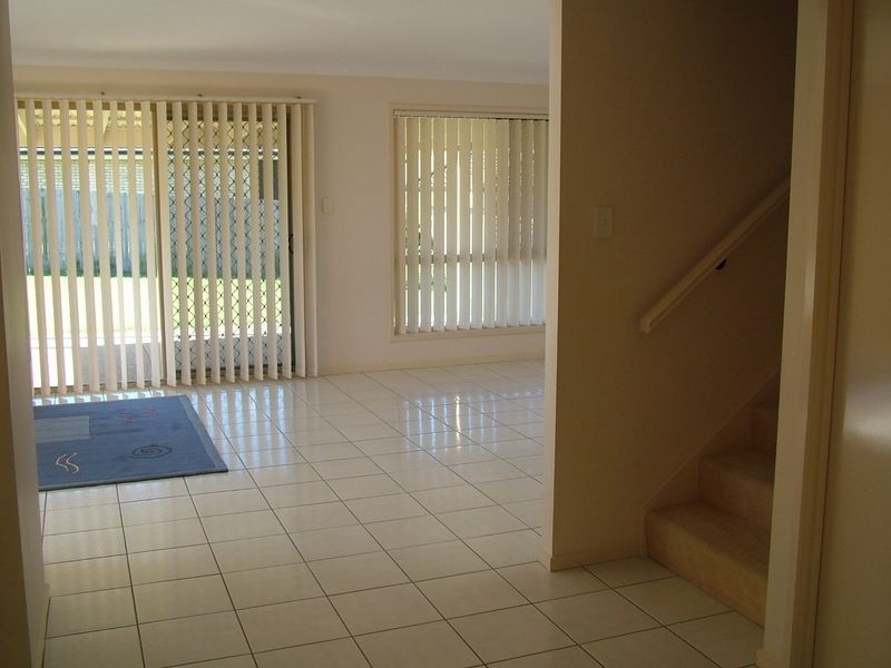 2 Chester Crt, Ormeau QLD 4208