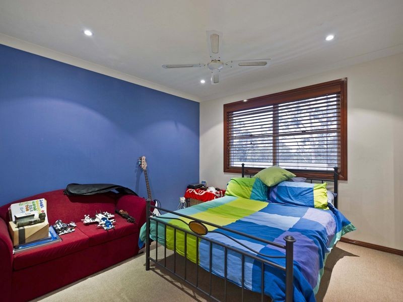 31 Taperoo Crt, Yatala QLD 4207