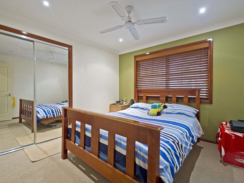 31 Taperoo Crt, Yatala QLD 4207