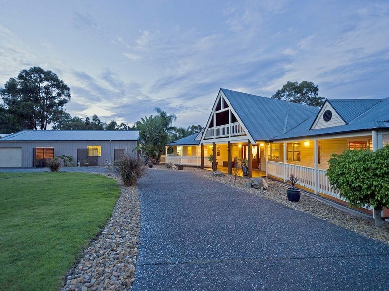 31 Taperoo Crt, Yatala QLD 4207