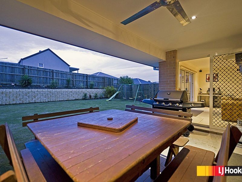 15 Bidmead Cct, Pimpama QLD 4209