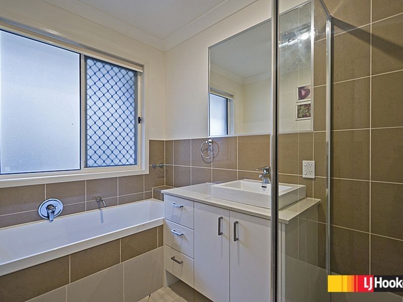 15 Bidmead Cct, Pimpama QLD 4209