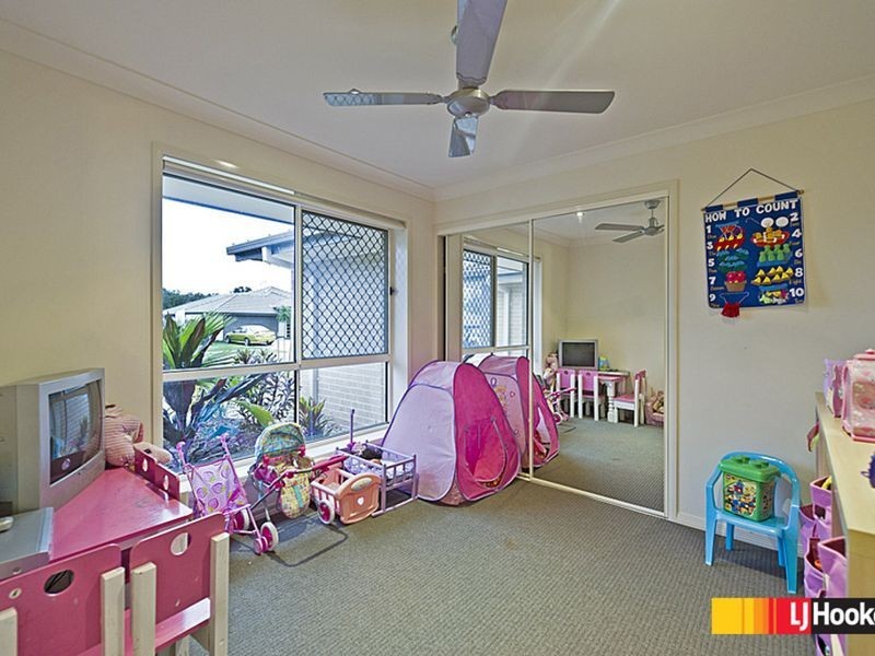 15 Bidmead Cct, Pimpama QLD 4209