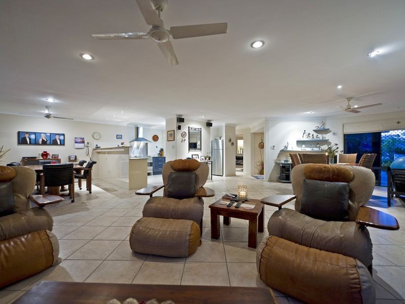 110 Halfway Dr, Ormeau QLD 4208