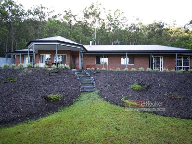 190 Halls Rd, Luscombe QLD 4207