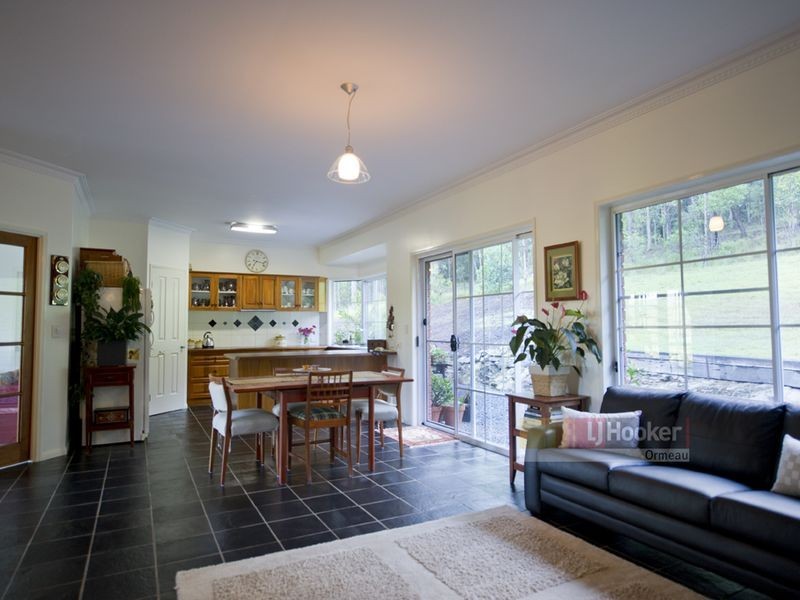 190 Halls Rd, Luscombe QLD 4207