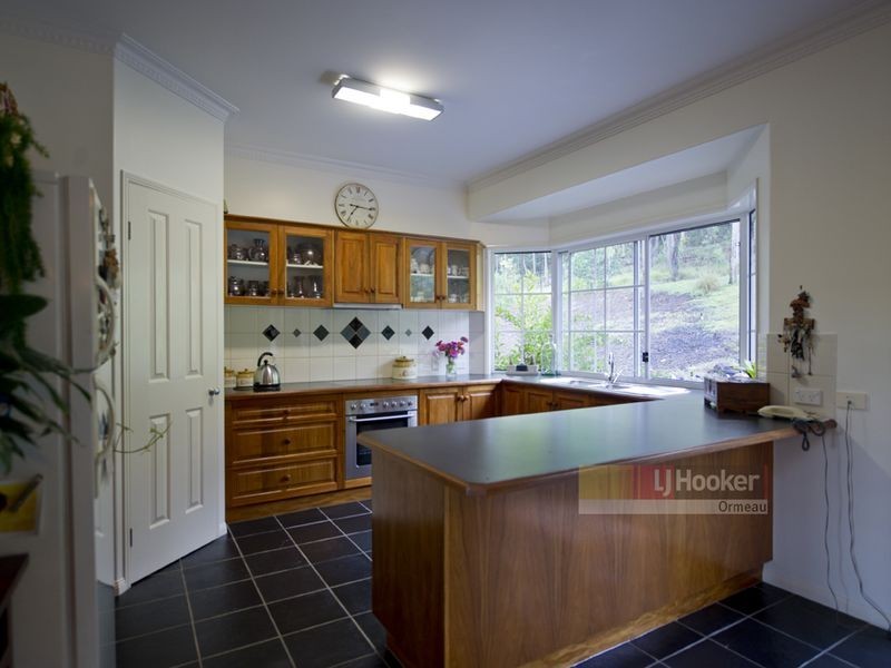 190 Halls Rd, Luscombe QLD 4207