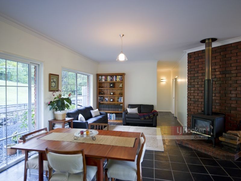 190 Halls Rd, Luscombe QLD 4207