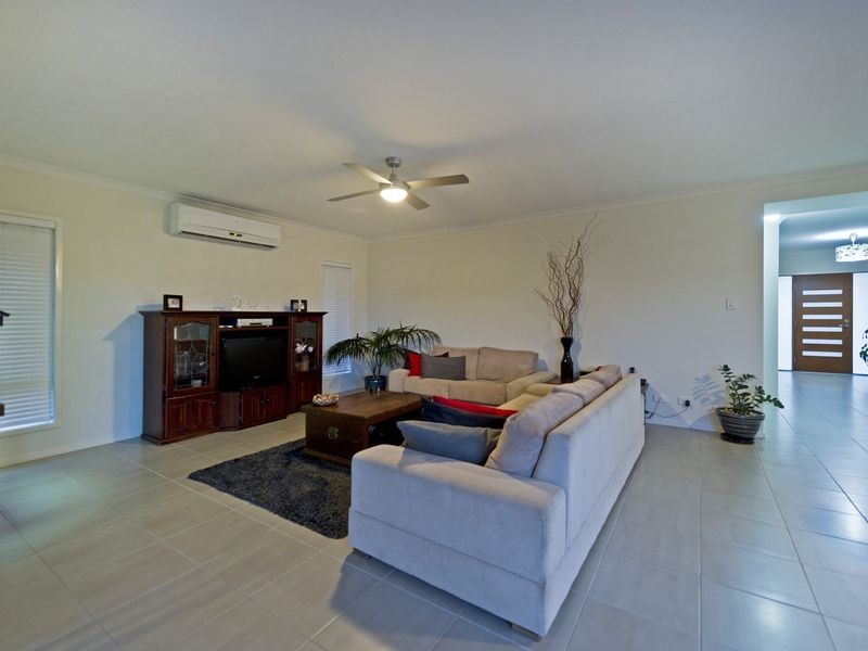 4 Bloomfield Ct, Ormeau QLD 4208