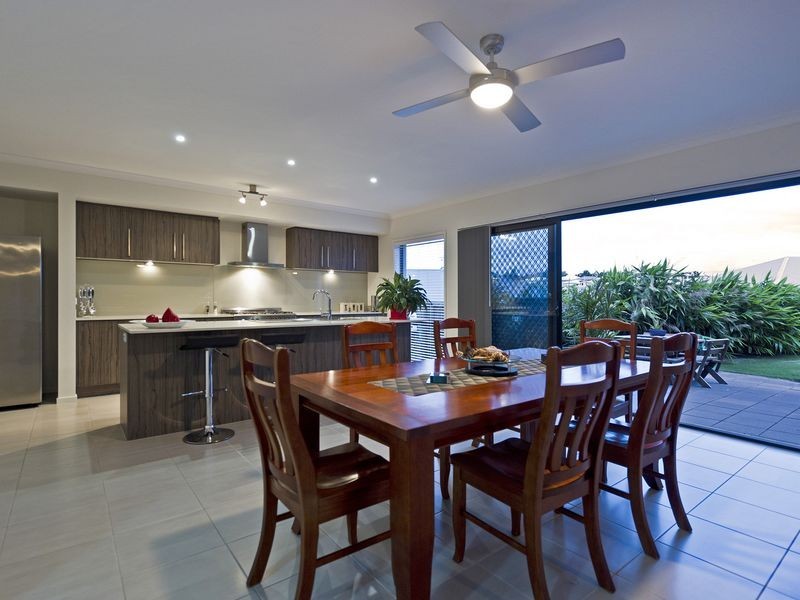4 Bloomfield Ct, Ormeau QLD 4208