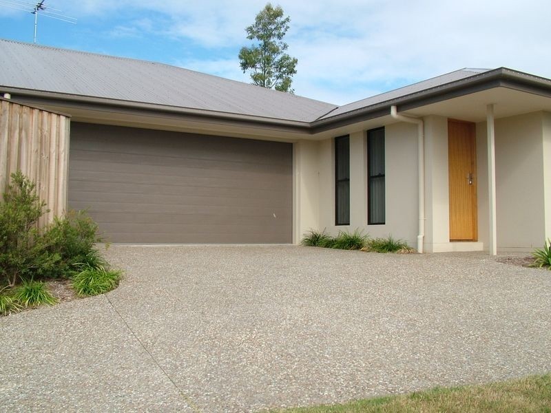 1/11 Ravensthorpe St, Ormeau QLD 4208