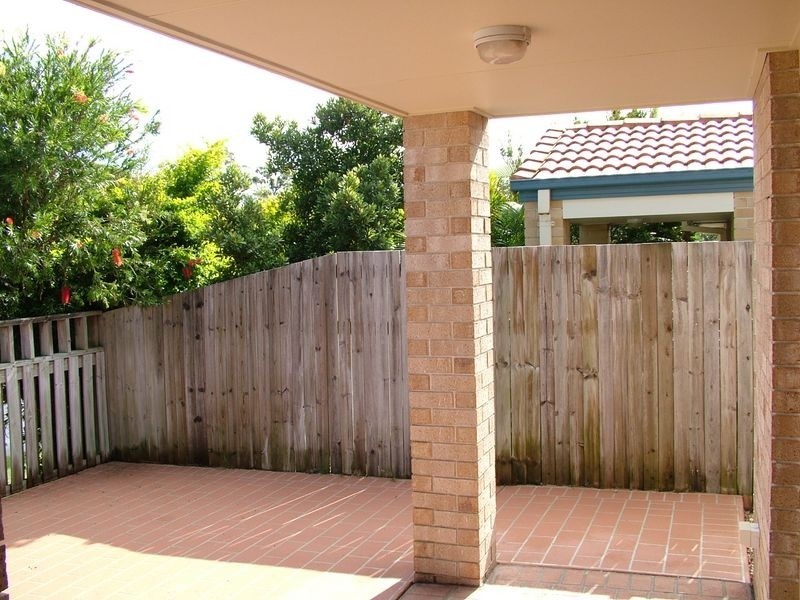 2/2 Saligna St, Ormeau QLD 4208
