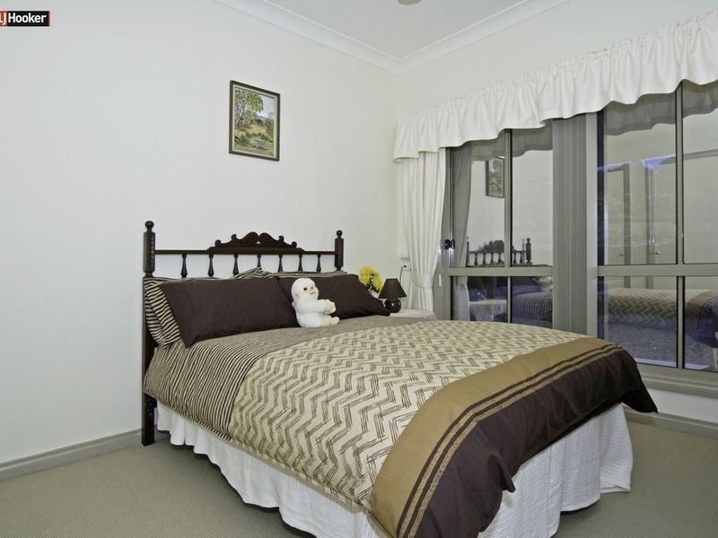 6 Enkleman Rd, Yatala QLD 4207