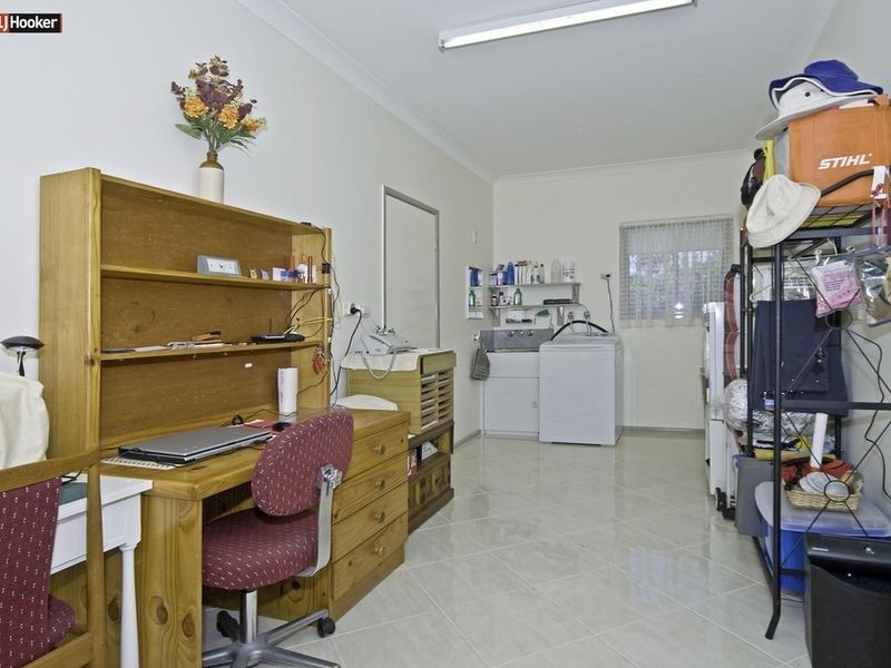 6 Enkleman Rd, Yatala QLD 4207