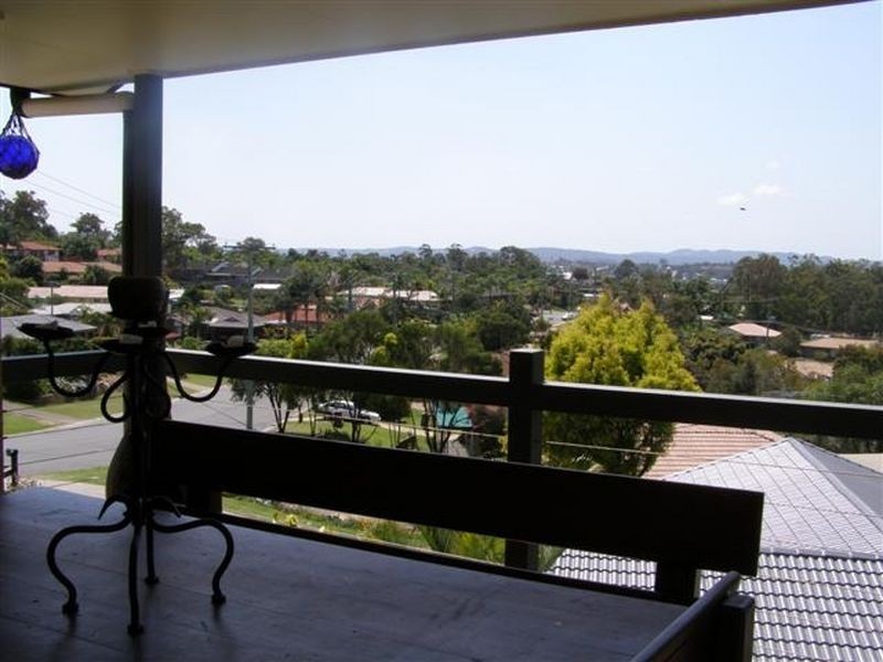 40 Ben Lexcen Crt, Mount Warren Park QLD 4207