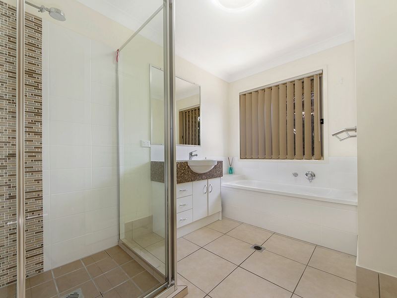 13 Bidmead Circuit, Pimpama QLD 4209