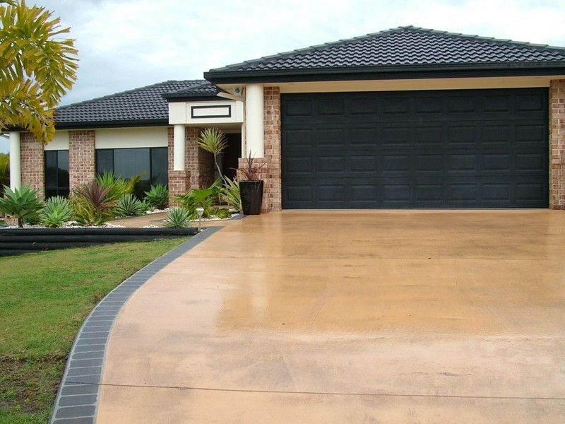 Yatala QLD 4207