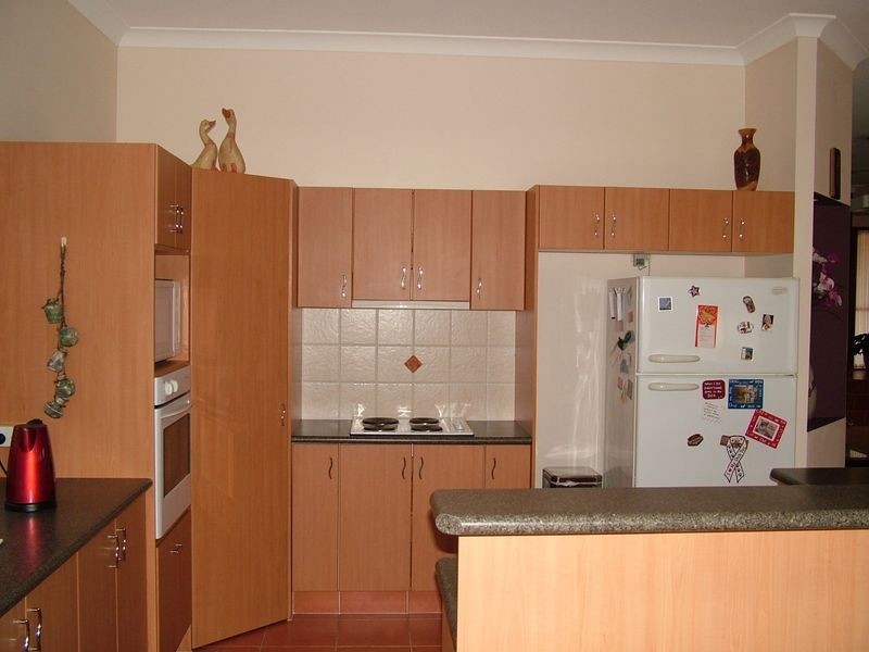 Yatala QLD 4207