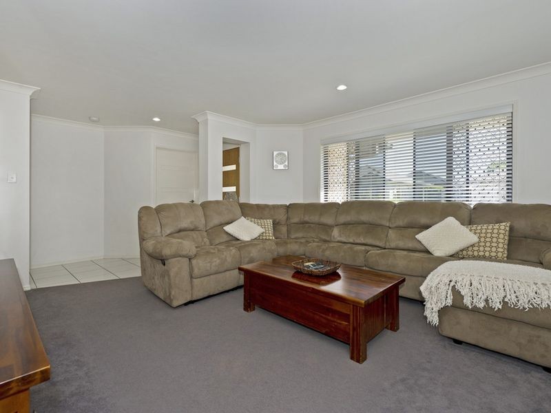 28 Charlton Cres, Ormeau QLD 4208