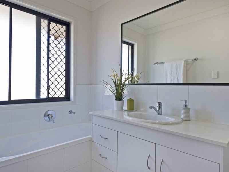 28 Charlton Cres, Ormeau QLD 4208